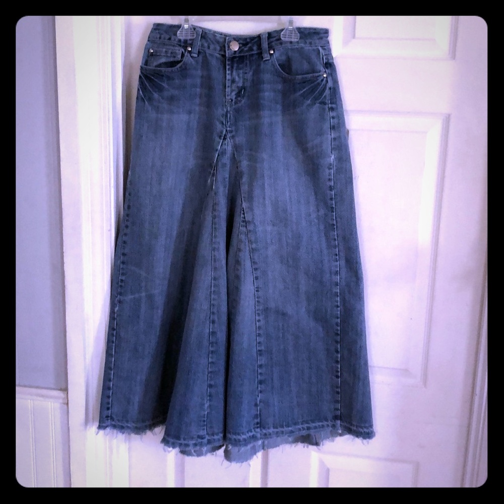 Baccini Jean skirt 34 inches long